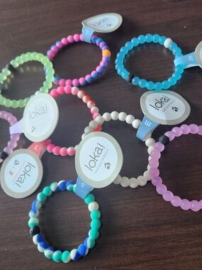lokai Kids Silicone Beaded Bracelets - Set of 20 Colorful Stretch Bands Mixed